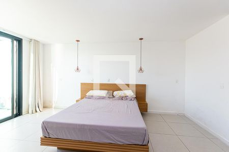 Apartamento à venda com 200m², 3 quartos e 3 vagasQuarto 3