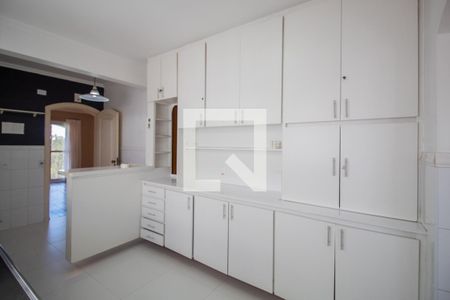 Apartamento à venda com 167m², 3 quartos e 2 vagas Apartamento à venda com 167m², 3 quartos e 2 vagasCozinha - Armários