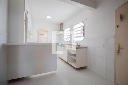 Apartamento à venda com 167m², 3 quartos e 2 vagas Apartamento à venda com 167m², 3 quartos e 2 vagasCozinha