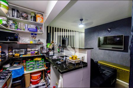 Apartamento à venda com 67m², 2 quartos e 2 vagasCozinha 