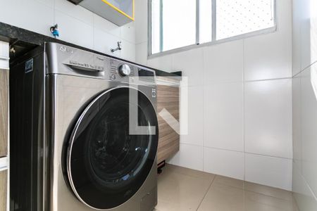 Área de Serviço de apartamento para alugar com 2 quartos, 55m² em Vila Mogilar, Mogi das Cruzes