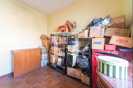 Casa à venda com 197m², 3 quartos e 2 vagasQuarto 3