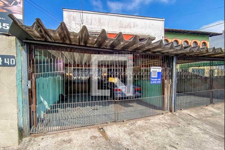 Casa à venda com 197m², 3 quartos e 2 vagasFachada