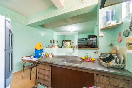 Casa à venda com 197m², 3 quartos e 2 vagasCozinha