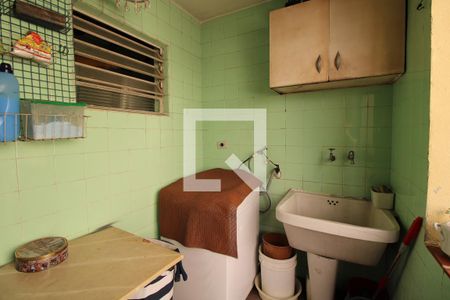 Casa à venda com 110m², 3 quartos e 2 vagasÁrea de Serviço