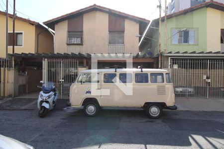 Casa à venda com 110m², 3 quartos e 2 vagasFachada