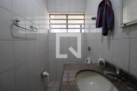 Casa à venda com 110m², 3 quartos e 2 vagasbanheiro 