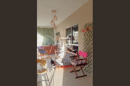 Apartamento à venda com 98m², 2 quartos e 1 vagaVaranda 