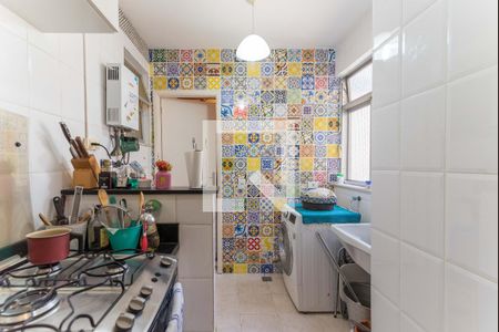 Apartamento à venda com 98m², 2 quartos e 1 vagaÁrea de Serviço