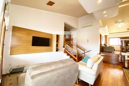 Sala  de casa à venda com 4 quartos, 310m² em Ouro Branco, Novo Hamburgo