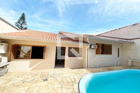 Casa à venda com 310m², 4 quartos e 3 vagasPiscina