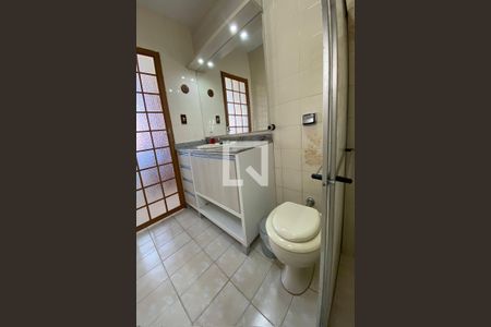 Casa à venda com 310m², 4 quartos e 3 vagasBanheiro 4