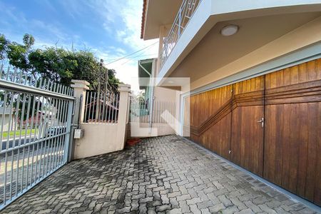 Casa à venda com 310m², 4 quartos e 3 vagasHall Garagem 