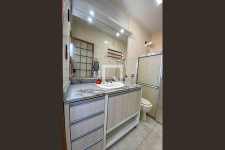 Casa à venda com 310m², 4 quartos e 3 vagasBanheiro 4