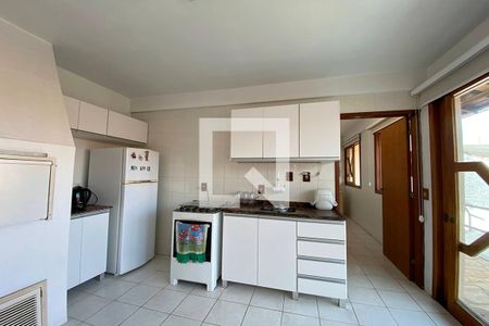 Casa à venda com 310m², 4 quartos e 3 vagasCozinha