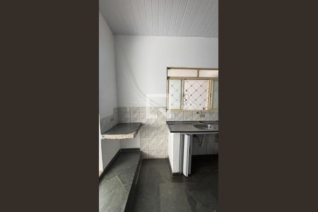 Sala/Cozinha de casa para alugar com 1 quarto, 50m² em Vila Mazzei, Santo André