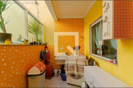 Casa à venda com 120m², 3 quartos e 2 vagas Casa à venda com 120m², 3 quartos e 2 vagasÁrea de Serviço