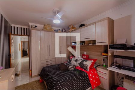 Casa à venda com 120m², 3 quartos e 2 vagas Casa à venda com 120m², 3 quartos e 2 vagasSuíte