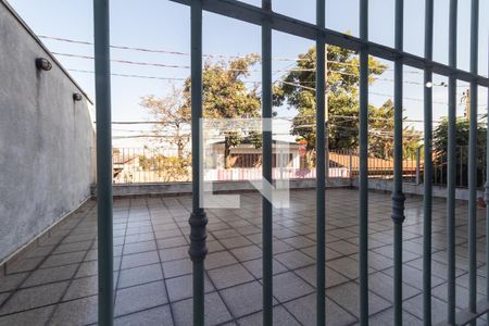 Vista da Sala de casa à venda com 3 quartos, 400m² em Alto de Pinheiros, São Paulo