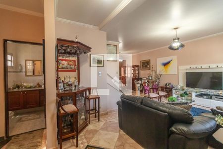 Sala de casa à venda com 3 quartos, 400m² em Alto de Pinheiros, São Paulo