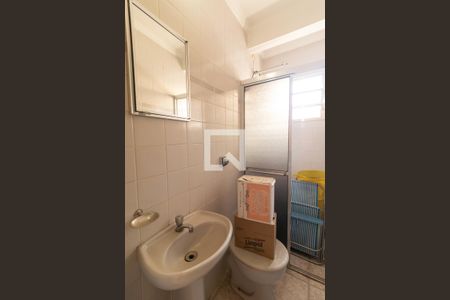 Casa à venda com 400m², 3 quartos e 3 vagasBanheiro da Edícula