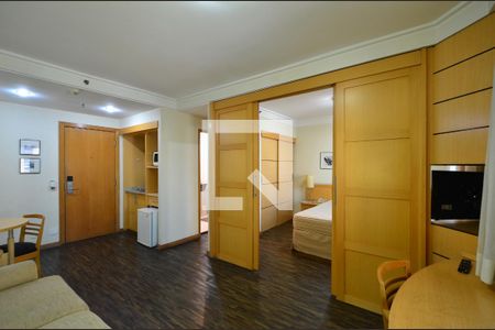 Sala/Cozinha de kitnet/studio para alugar com 1 quarto, 35m² em Vila Clementino, São Paulo