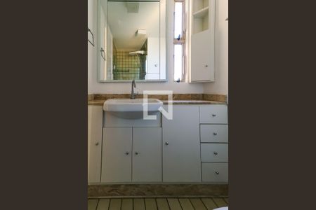 Apartamento para alugar com 55m², 2 quartos e 1 vagaBanheiro