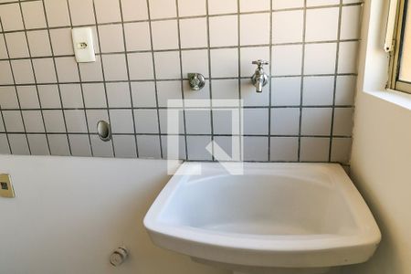 Apartamento para alugar com 55m², 2 quartos e 1 vagaÁrea de Serviço