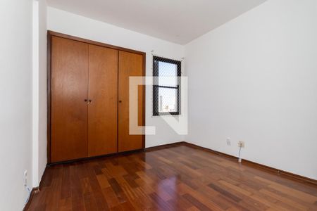 Apartamento à venda com 96m², 2 quartos e 1 vagaQuarto 2