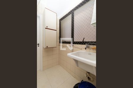 Apartamento à venda com 96m², 2 quartos e 1 vagaÁrea de Serviço