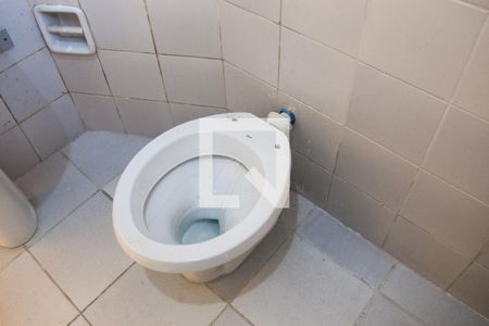 Detalhe do banheiro de apartamento para alugar com 1 quarto, 20m² em Consolação, São Paulo