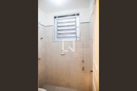 Banheiro de apartamento para alugar com 1 quarto, 20m² em Consolação, São Paulo