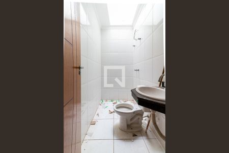 Casa à venda com 102m², 3 quartos e 2 vagasBanheiro