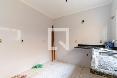 Casa à venda com 102m², 3 quartos e 2 vagasCozinha