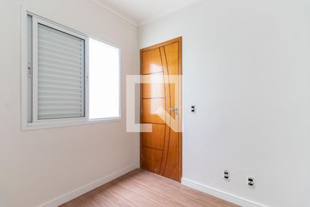 Casa à venda com 102m², 3 quartos e 2 vagasQuarto 2