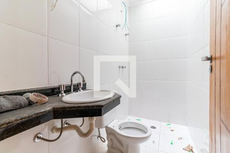 Casa à venda com 110m², 3 quartos e 2 vagas Casa à venda com 110m², 3 quartos e 2 vagasBanheiro