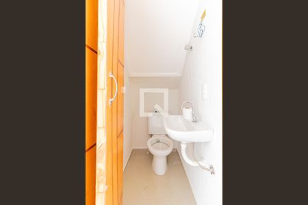 Casa à venda com 108m², 3 quartos e 4 vagasLavabo