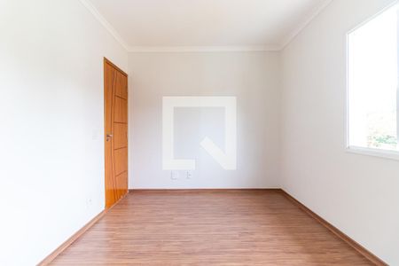 Casa à venda com 108m², 3 quartos e 4 vagasQuarto 3 - Suíte