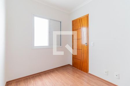 Casa à venda com 108m², 3 quartos e 4 vagasQuarto 2