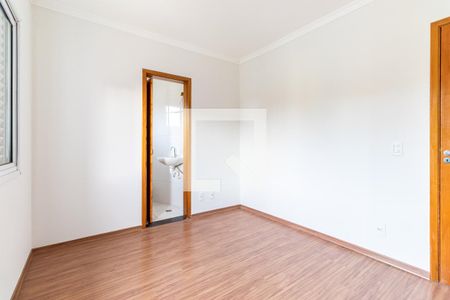 Casa à venda com 108m², 3 quartos e 4 vagasQuarto 3 - Suíte