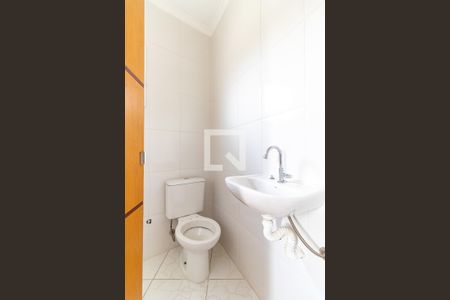 Casa à venda com 108m², 3 quartos e 4 vagasBanheiro da Suíte