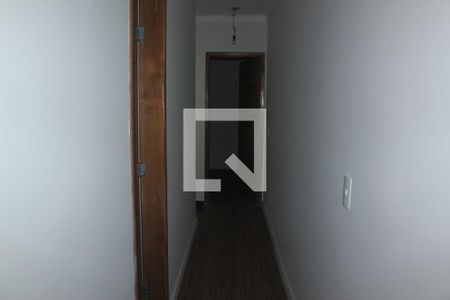 Casa à venda com 108m², 3 quartos e 2 vagasCorredor