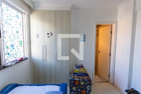 Apartamento à venda com 313m², 4 quartos e 4 vagasArmário da Suíte 2