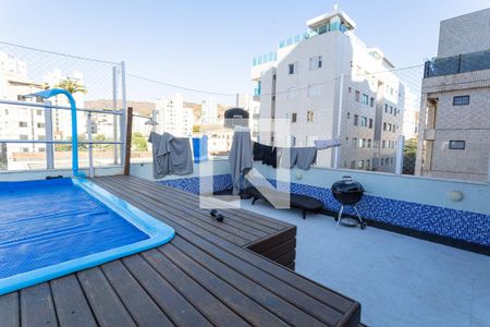 Apartamento à venda com 313m², 4 quartos e 4 vagasÁrea da Piscina