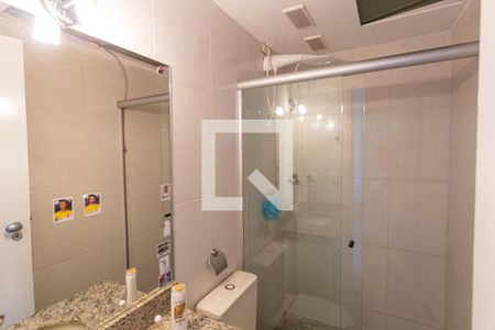 Apartamento à venda com 313m², 4 quartos e 4 vagasBanheiro da Suíte 2