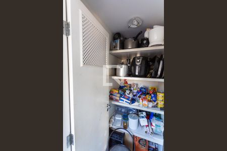 Apartamento à venda com 313m², 4 quartos e 4 vagasDespensa