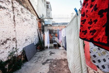 Casa à venda com 138m², 2 quartos e 1 vagaQuintal