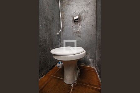 Casa à venda com 138m², 2 quartos e 1 vagaBanheiro 2