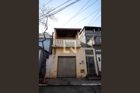 Casa à venda com 138m², 2 quartos e 1 vagaFachada