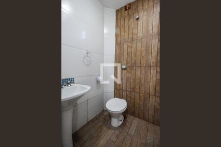 Casa à venda com 92m², 4 quartos e 1 vagaBanheiro 1